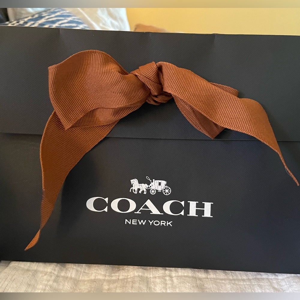 Metallic Coach Wallet - Picture 2 of 8